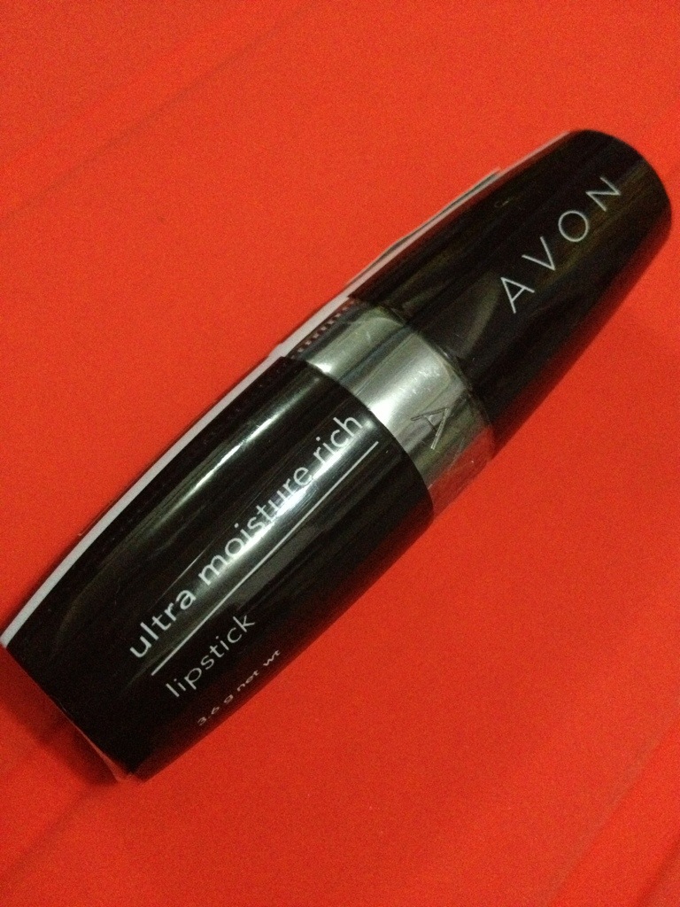 My First “Beauty” Post Gone Public: Avon Ultra Moisture Rich Lipstick