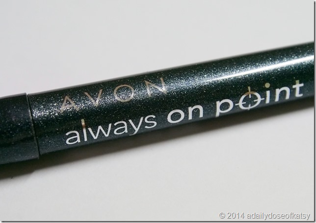 Review + FOTDs | Avon Always On Point Reflective Eyeliner