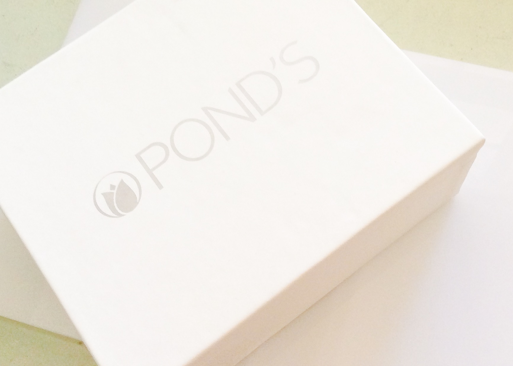 Pond's No Makeup Look Kit