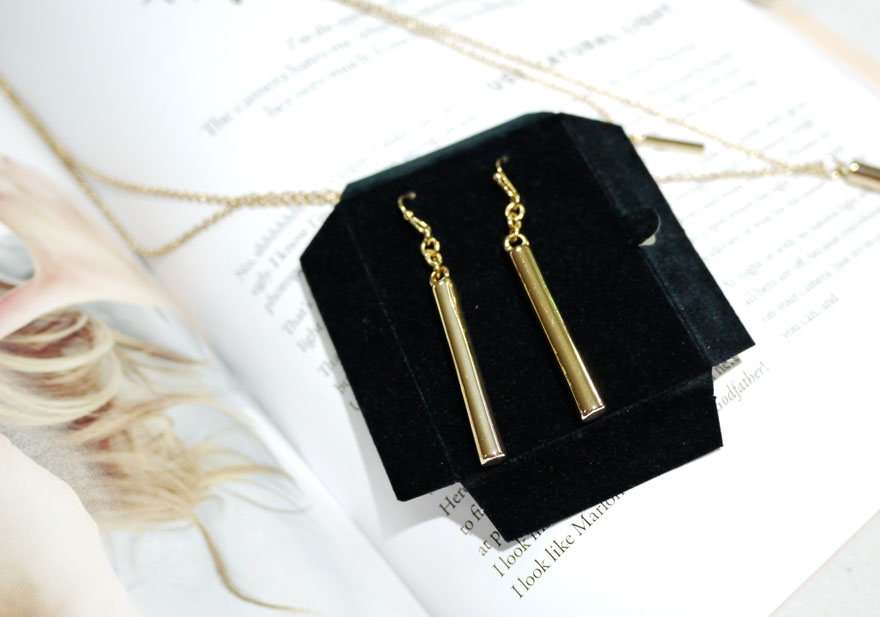 AVON 24K GOLD GLAM_EARRINGS