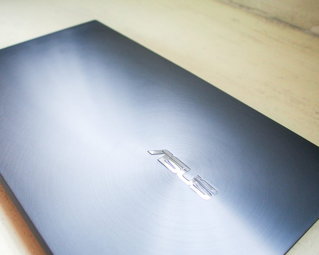 Asus Zenbook 14 UX435EG